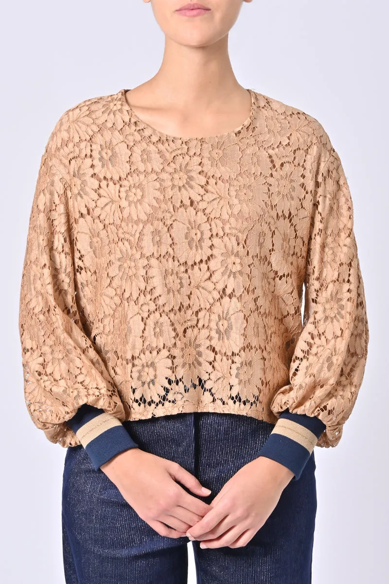 Blusa Macrame'