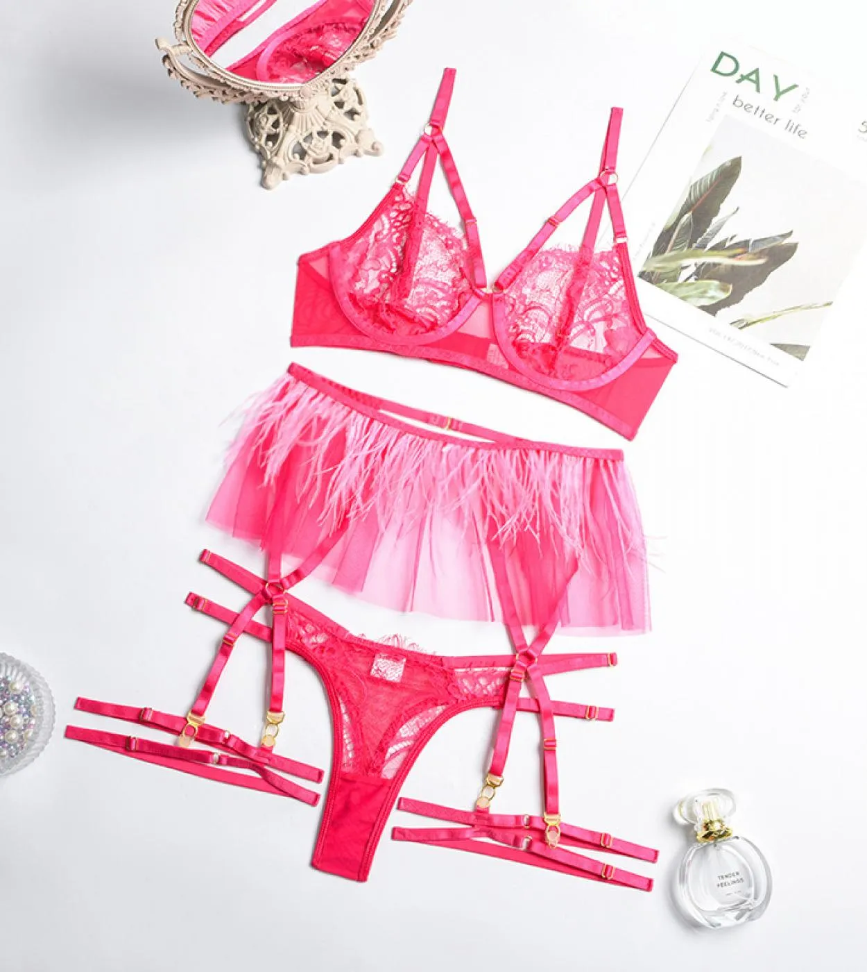 Ellolace Fancy Feather Lingerie 3 Pieces Sensual Underwear Lace Underwire Bra Ruffle Garters Transparent Beautiful Biliz