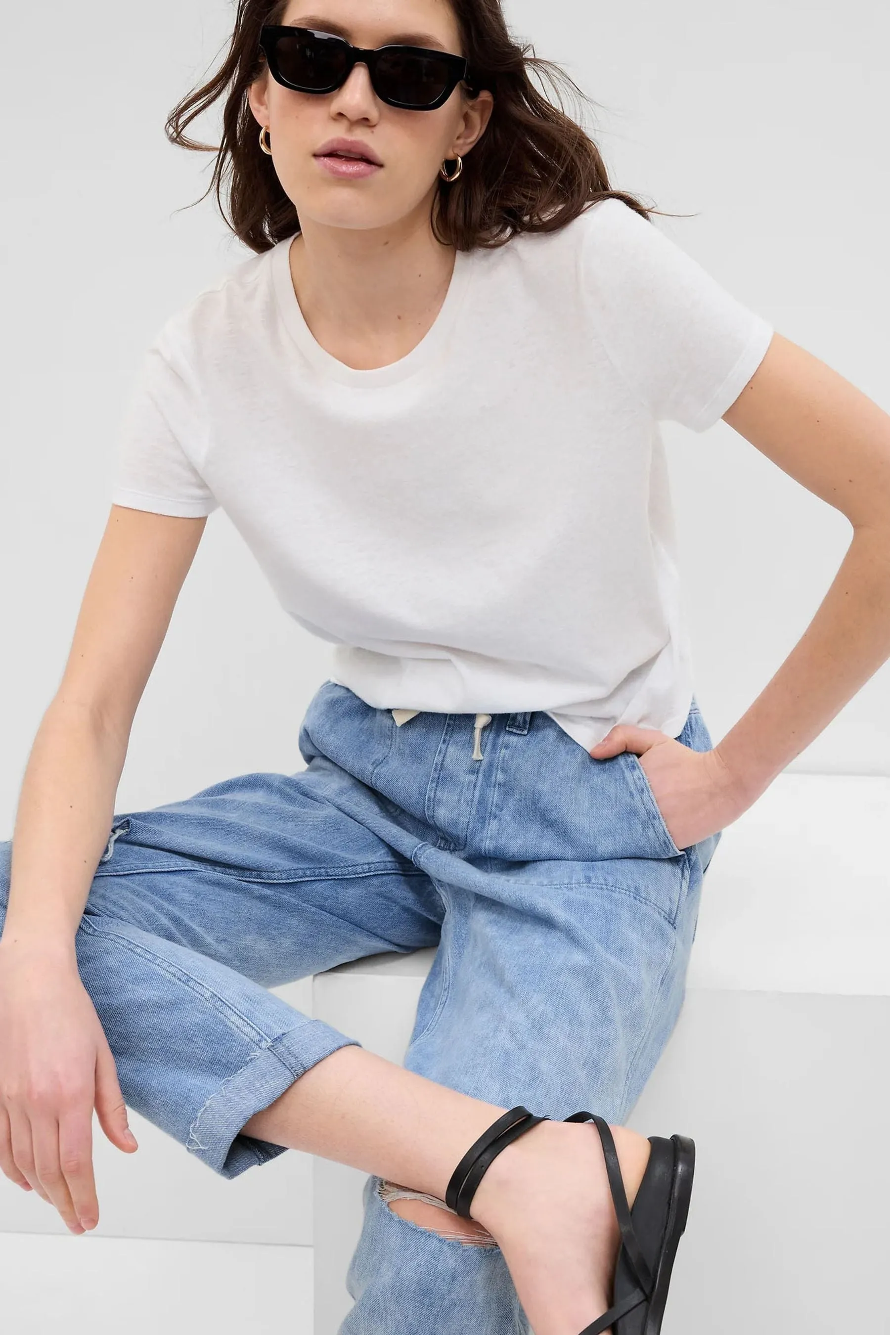 Gap - Mom Jeans a vita alta con strappi