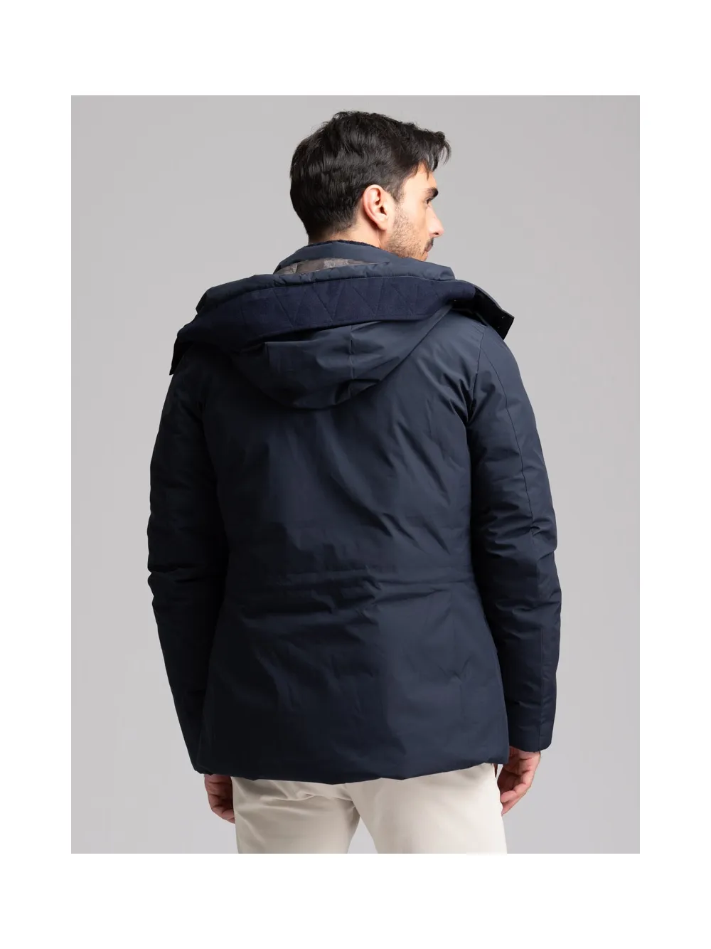 Giubbino uomo stile field jacket con cappuccio